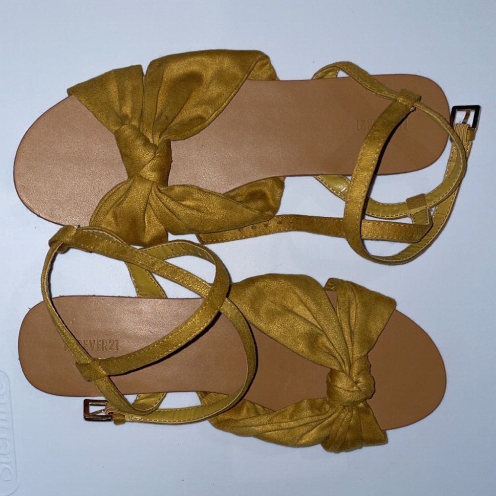 forever 21 sandals size 7.5